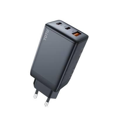 آداپتور شارژ سریع 65 وات توتو با 3 پورت (2 تایپ سی و 1 USB) G651A2CE